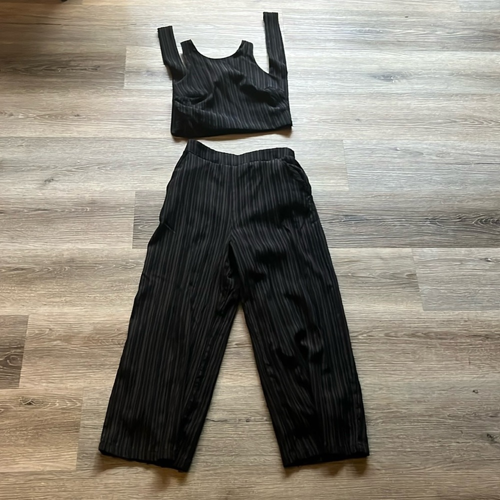 Women’s City Vibe size 1 pantsuit